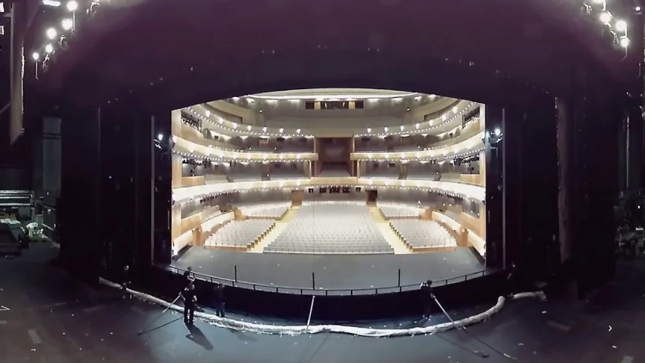 A stage scene from Lohengrin